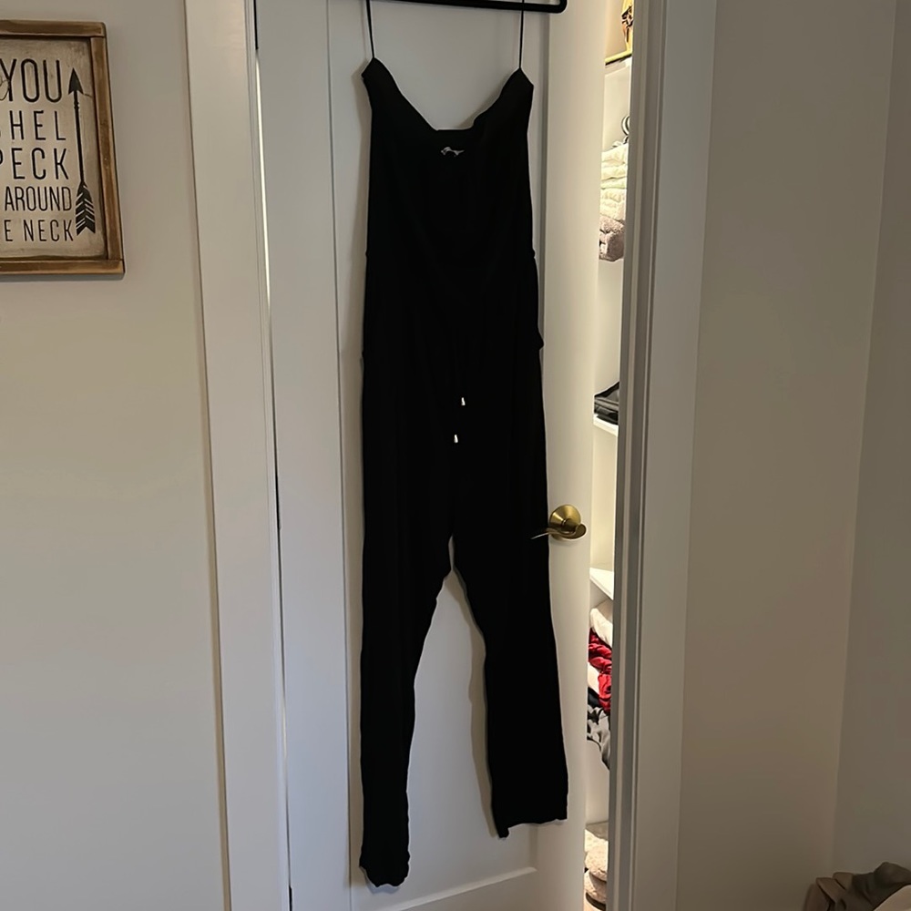 Revolution Large Jumper - Black